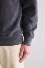 Flake crewneck sweatshirt (252 / M / BLACK) - Image 6